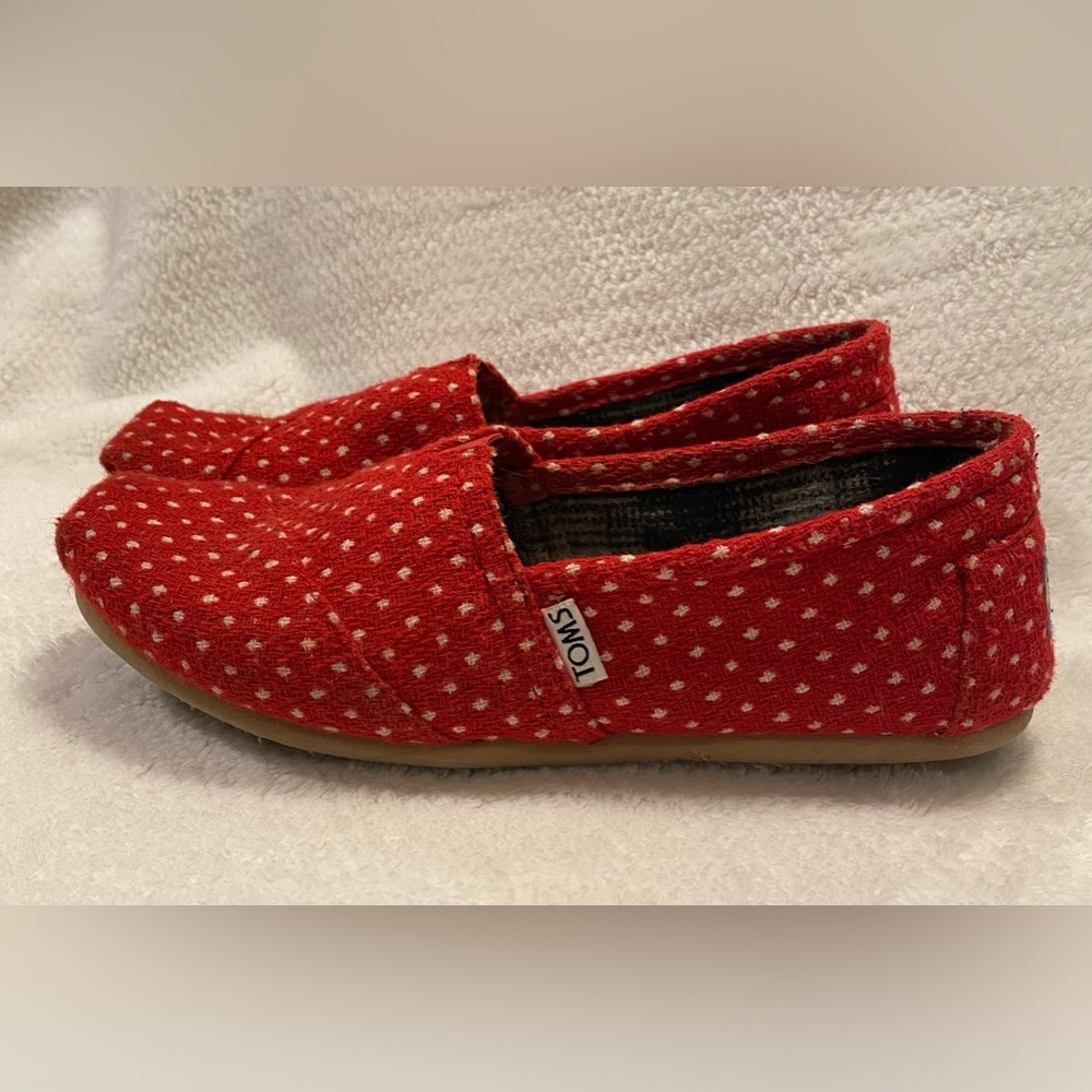 Toms Red and white polka dot flats